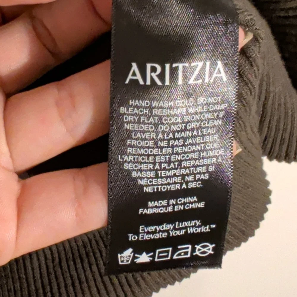 ARITZIA olive green ribbed knit turtleneck - size xs - Picture 10 of 11